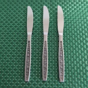 3 GRANADA ROSE Dinner Knives Floral Textured Stainless Japan Flatware Roses VTG